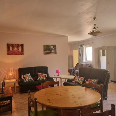 Les Conils - Gites Et Chambres D'Hotes Saint-Pierre-de-Vassols Dış mekan fotoğraf