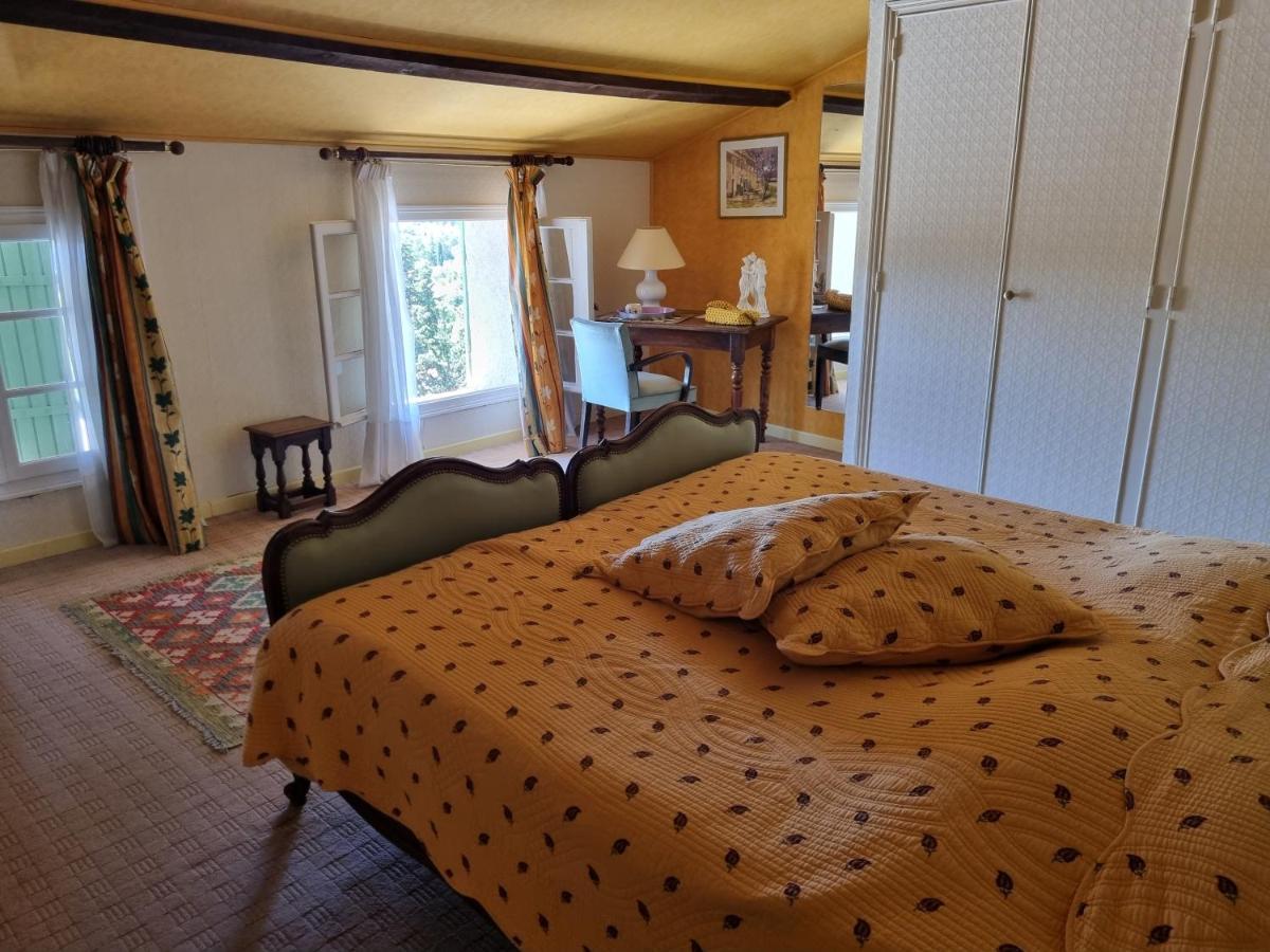 Les Conils - Gites Et Chambres D'Hotes Saint-Pierre-de-Vassols Dış mekan fotoğraf
